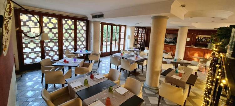 卡斯特巴尔卡酒店(Country Hotel Castelbarco)图片
