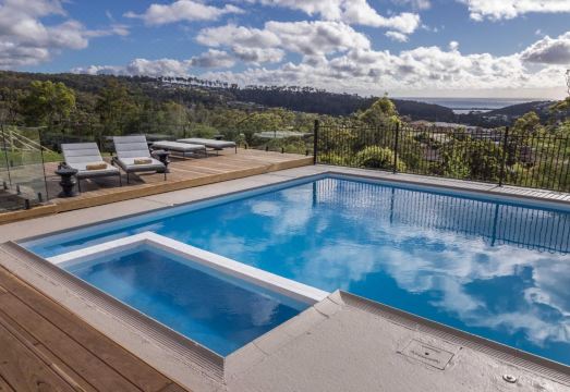 Hillcrest Merimbula Hotel Overview
