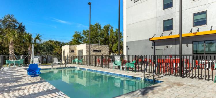 美茵斯坦套房酒店迈尔斯堡东 I-75(MainStay Suites Fort Myers East I-75)图片