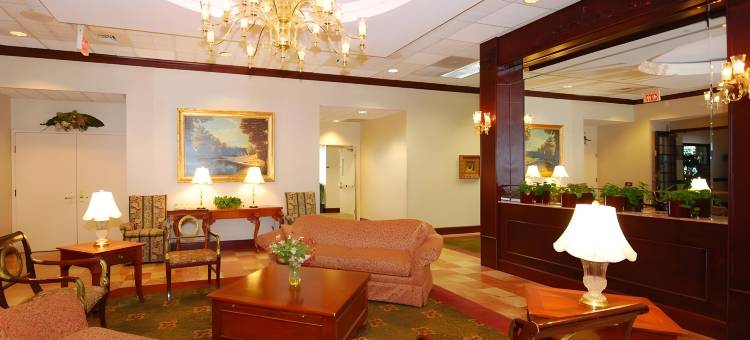 希彭斯堡大学凯隆套房酒店(Clarion Hotel & Suites University-Shippensburg)图片