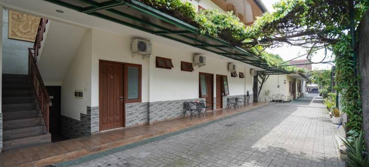 Urbanview Hotel Syariah Griya Asri Patran Near Tugu Station图片
