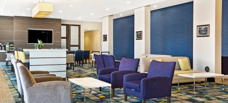 佩奇鲍威尔湖拉昆塔温德姆套房酒店(La Quinta Inn & Suites by Wyndham Page at Lake Powell)图片