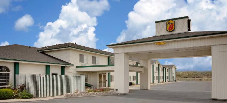 巴特尔山速8酒店(Super 8 by Wyndham Battle Mountain)图片