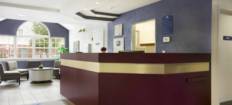 Microtel Inn & Suites by Wyndham Louisville East图片