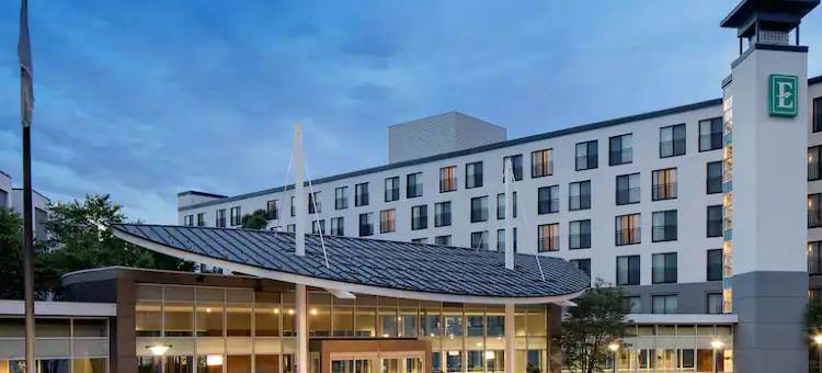 波士顿马尔伯勒希尔顿安泊套房酒店(Embassy Suites by Hilton Boston Marlborough)图片