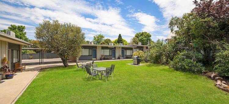 Hamilton Lakeside Motel的汉密尔顿湖滨汽车旅馆(Hamilton Lakeside Motel)图片