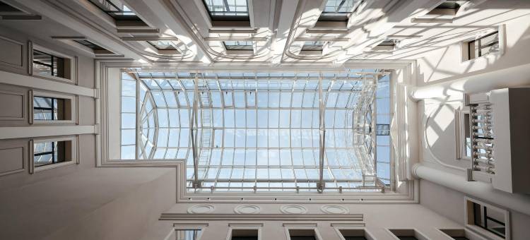 Cosmos Selection Saint-Petersburg Italyanskaya图片