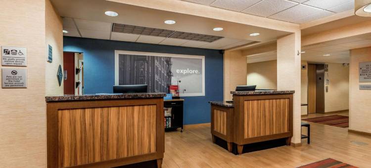 希尔顿欢朋酒店-密尔沃基机场(Hampton Inn Milwaukee-Airport)图片