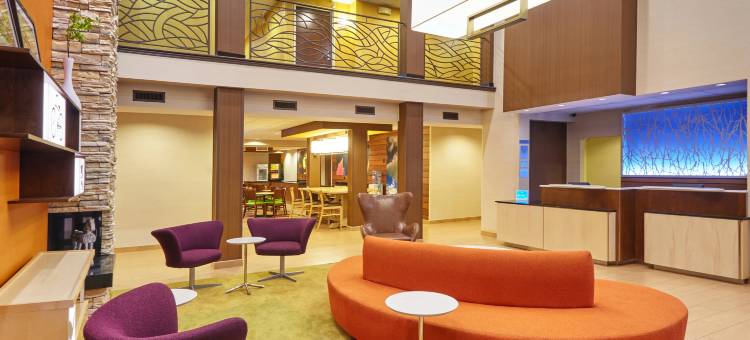 芝加哥朗伯德万枫酒店(Fairfield Inn & Suites Chicago Lombard)图片