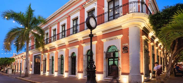 马萨特兰万怡海滩度假酒店(Courtyard Mazatlan Beach Resort)图片