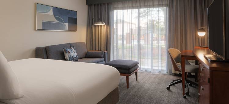 东路易斯威尔万怡酒店(Courtyard Louisville East)图片