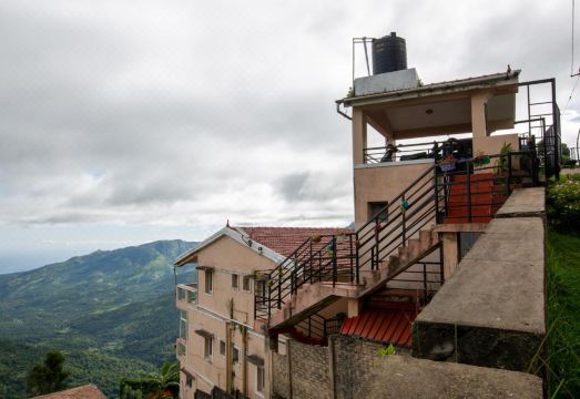 Syamantac Villa Hotel Overview