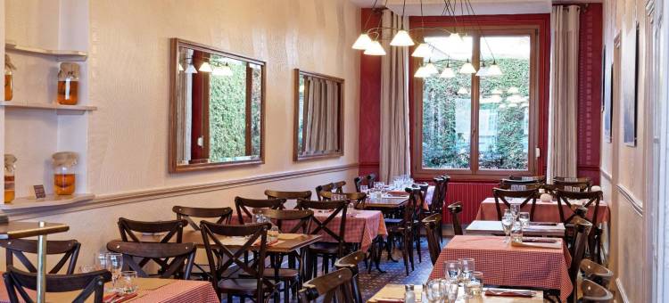 欧坦车站商务酒店(Contact Hôtel du Commerce et Son Restaurant Côte à Côte)图片