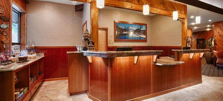 树屋贝斯特韦斯特优质酒店(Best Western Plus Tree House)图片