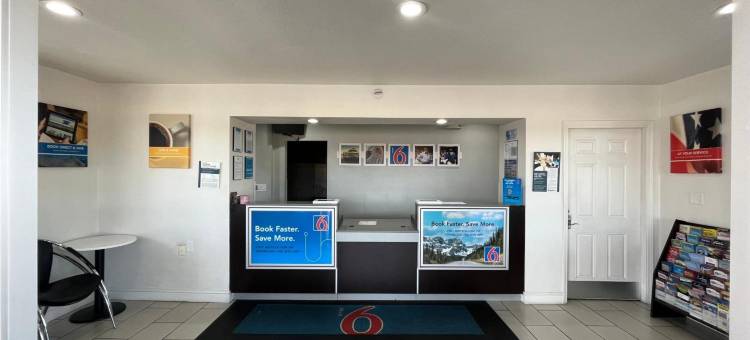 维塞利亚6号汽车旅馆(Motel 6 Visalia, CA)图片