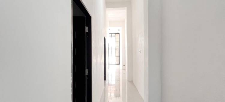 RedDoorz near Alun Alun Tanjunganom Nganjuk 2图片