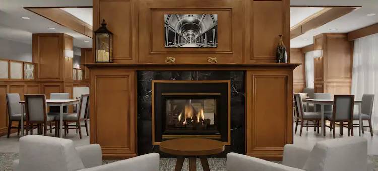 滑铁卢雪松谷欢朋酒店(Hampton Inn by Hilton Waterloo Cedar Valley)图片