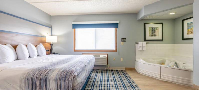 斯特金湾美吟温德姆酒店(AmericInn by Wyndham Sturgeon Bay)图片