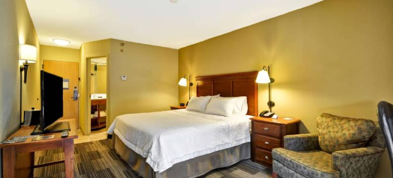 孟菲斯波普拉欢朋酒店(Hampton Inn Memphis-Poplar)图片