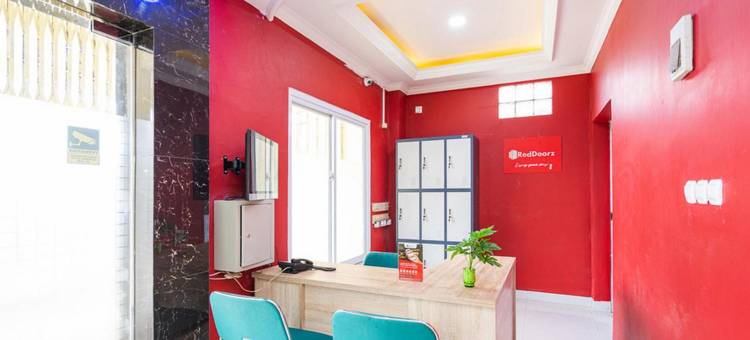 红多兹伊斯兰酒店-近西亚维收费站出口(RedDoorz Syariah Near Exit Toll Ciawi)图片