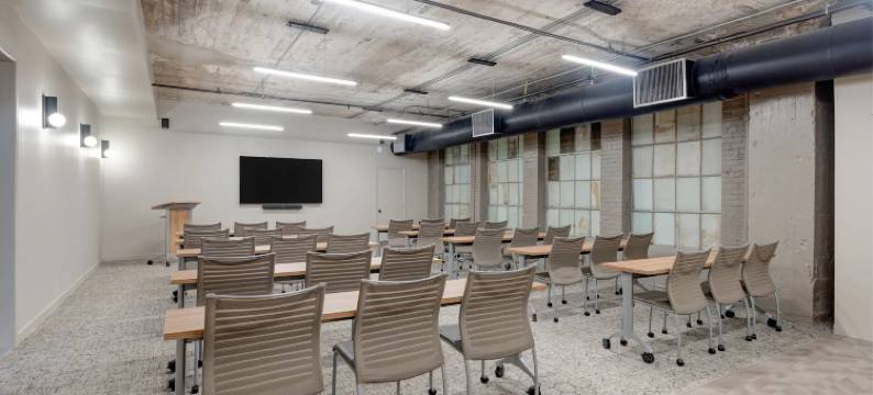 The District at Hogg Palace, A Wyndham Hotel图片