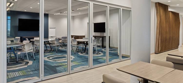 万豪贝滕多夫 Springhill 套房酒店(SpringHill Suites Bettendorf)图片