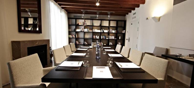 特雷斯佩蒂特宫酒店(Petit Palace Hotel Tres)图片