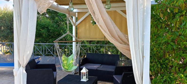 里索拉费利伽图里索托乐斯特尔酒店(L'Isola Felice e Trulli Sotto le Stelle)图片