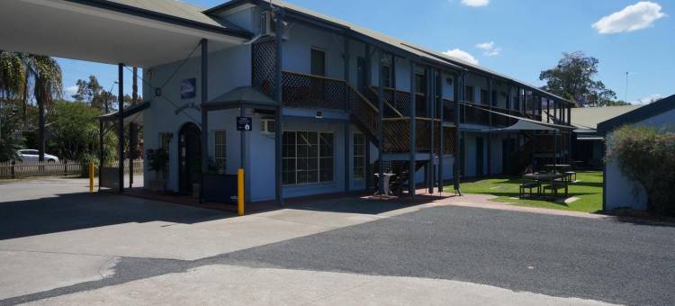 里士满克罗尼尔汽车旅馆(Colonial Motel Richmond)图片