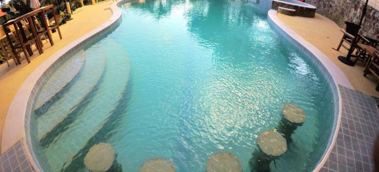 阿尔哈姆拉丛林度假村(Al Hamra Jungle Resort)图片