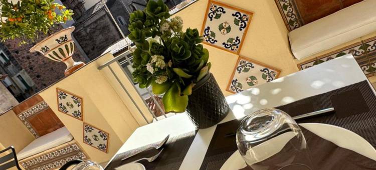 埃特纳风格卡塔尼亚华丽酒店(Etnea Style Catania Luxury Rooms)图片