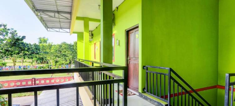 O卡约科斯特1号酒店(Hotel O Cahyo Kost 1)图片