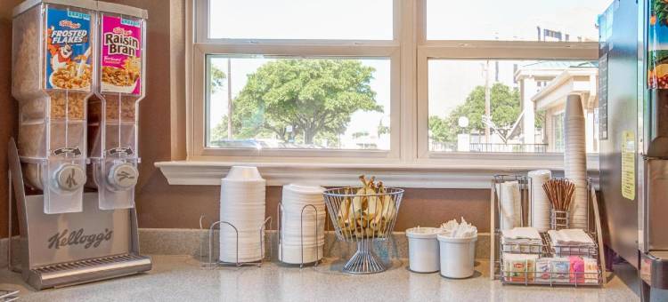 理查森达拉斯速8酒店(Super 8 by Wyndham Richardson Dallas)图片