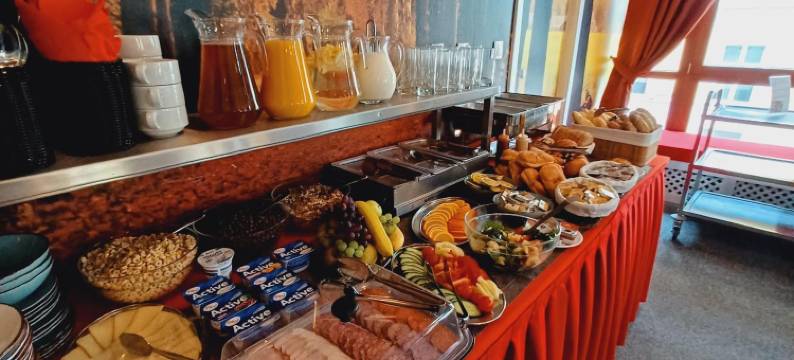 弗朗齐歇克矿泉村里威顿开放式公寓酒店(Revelton Frantiskovy Lazne)图片