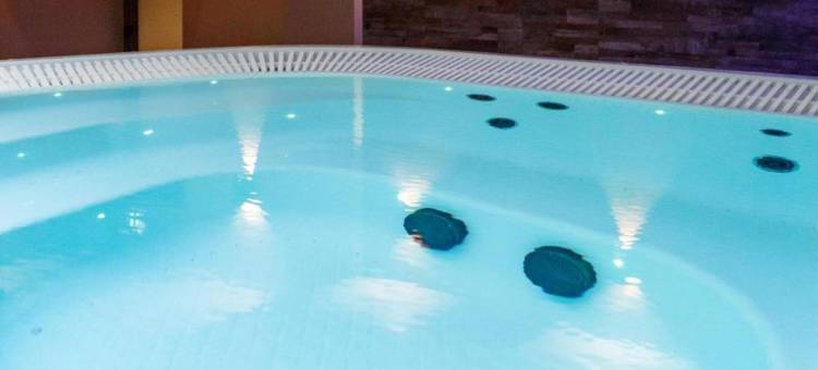 佩罗斯-吉雷克贝斯特韦斯特酒店(Best Western les Bains de Perros-Guirec Hotel et Spa)图片