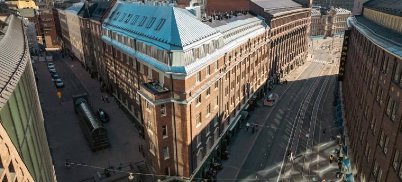 科鲁夫波比 W(Bob W Kluuvi)图片