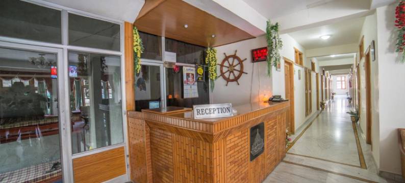 萨特卡尔酒店(Hotel Satkar Residency)图片