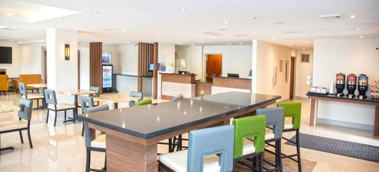 美居套房酒店-斯普林菲尔德 IL(MainStay Suites Springfield IL)图片