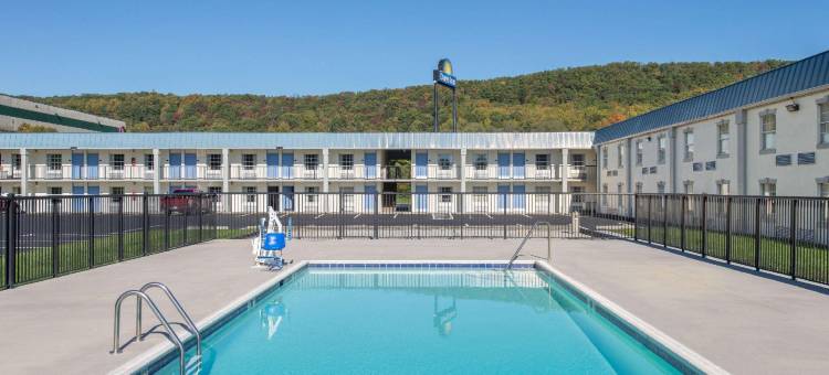 Days Inn by Wyndham Roanoke/Hollins Near I-81图片