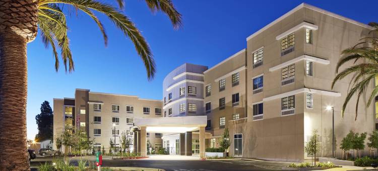 森尼韦尔硅谷万怡酒店(Courtyard Sunnyvale Silicon Valley)图片