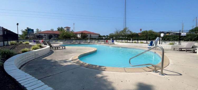 里奇蒙北凯隆波因特酒店 - 近大学(Clarion Pointe Richmond North Near University)图片