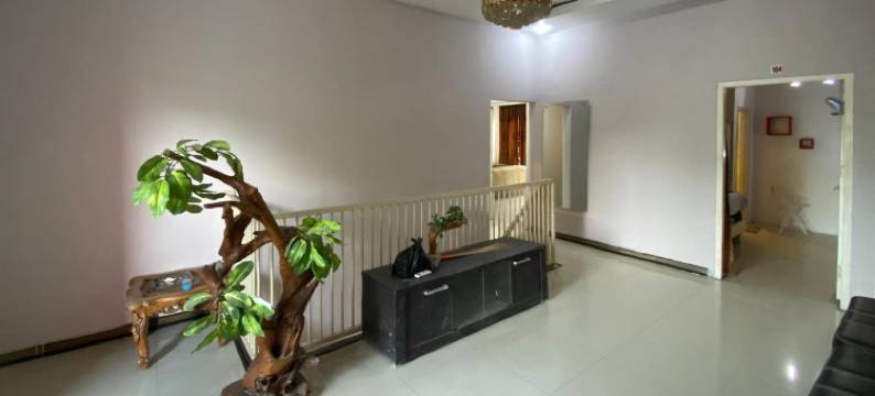 RedDoorz Near Bukit Ragas Hotel d'Ayanna Pati图片