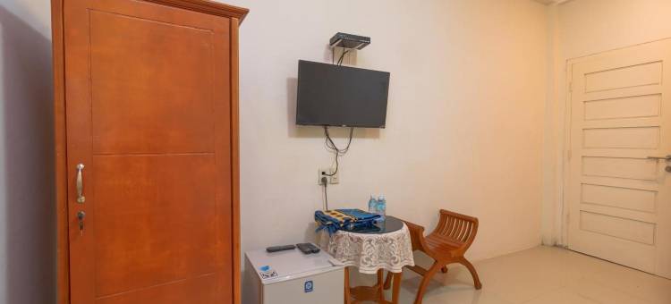 红多兹伊斯兰酒店-邦里玛尼亚卡马卡姆亚奇(RedDoorz Syariah @ Panglima Nyak Makam Aceh)图片