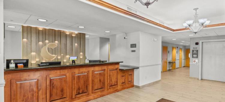 格伦伍德斯河畔舒适套房酒店(Comfort Inn & Suites Glenwood Springs on the River)图片