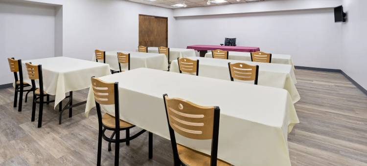 汉丽埃塔-罗彻斯特地区速8酒店(Super 8 by Wyndham Henrietta/Rochester Area)图片