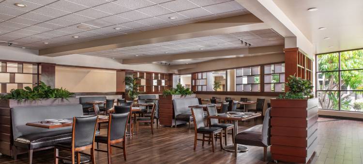 圣迭戈福朋喜来登酒店(Four Points by Sheraton San Diego)图片