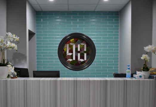 Motel 98 Hotel Overview