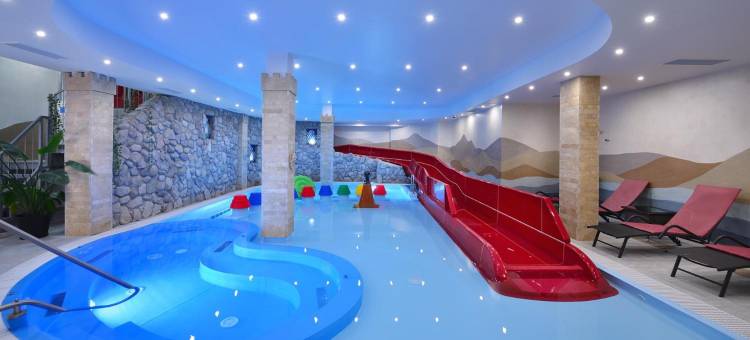 维斯格拉德酒店(Hotel Visegrád)图片