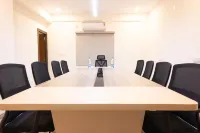 Radhe Pride Hitech City - Phòng Gym