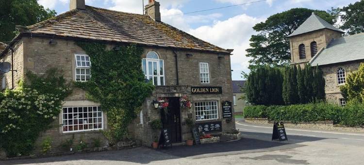 金狮老马车屋酒店(Old Coach House at the Golden Lion)图片